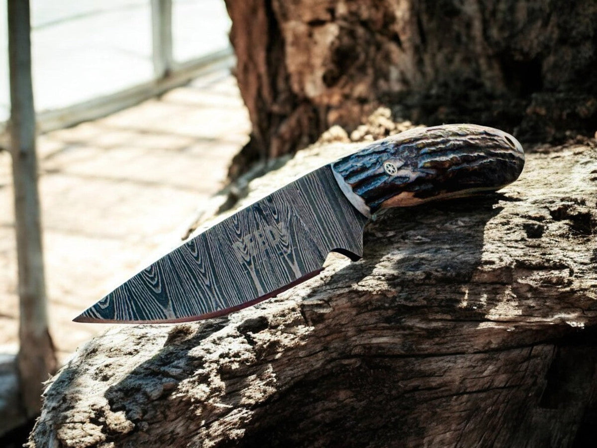 Belt Knife 3.5" Damascus Blade with Antler Horn Handle & Sheath